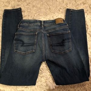 Brand new American eagle jeans size 2!
